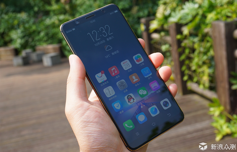 vivo X20试用：拍照出色的全能轻旗舰_新浪众测