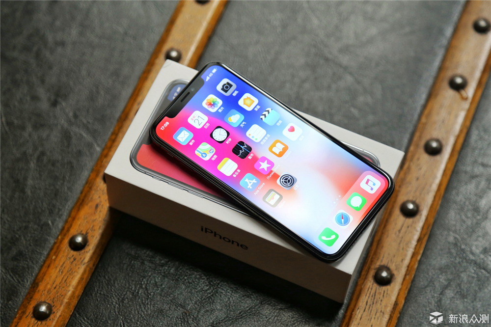 体验全面屏中的王者，iPhone X并非无可替代！_新浪众测