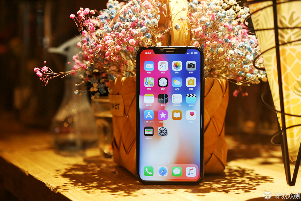 体验全面屏中的王者，iPhone X并非无可替代！_新浪众测