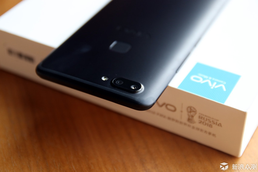 vivo X20 全面屏手机，到底值不值得入手？_新浪众测