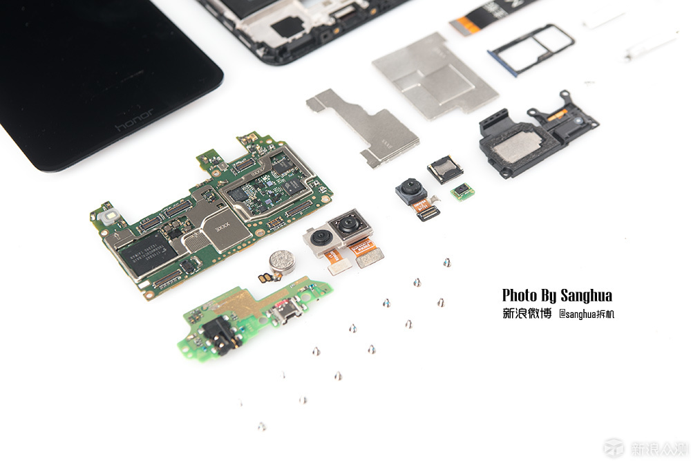 麒麟659 双摄全面屏的千元机，荣耀7X拆机_新浪众测