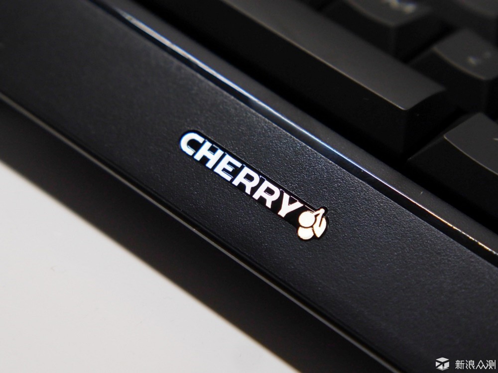 CHERRY机械键盘信仰1.0，你充值了吗？_新浪众测