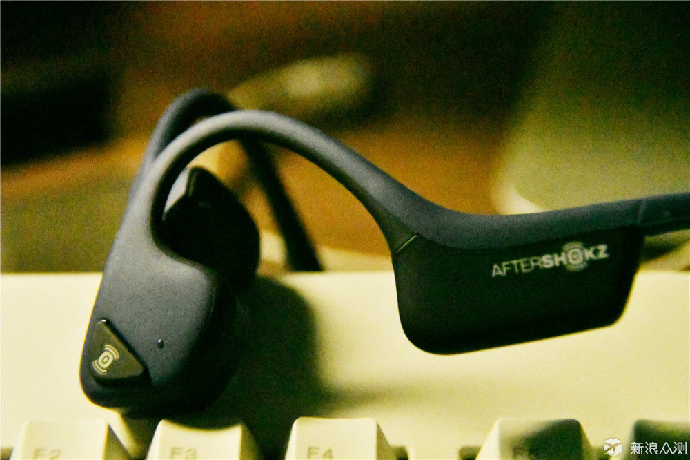 轻装上阵：AFTERSHOKZ 韶音 TREKZ AIR_新浪众测