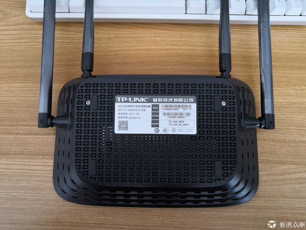 TP-LINK WDR5620千兆版无线路由器开箱简评_新浪众测