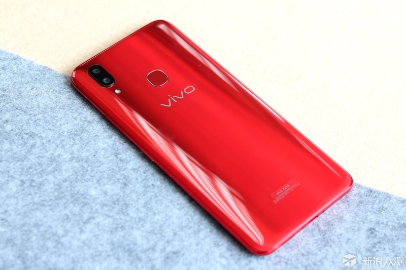 不止全面屏升级那么简单，vivo X21开箱简体验_新浪众测