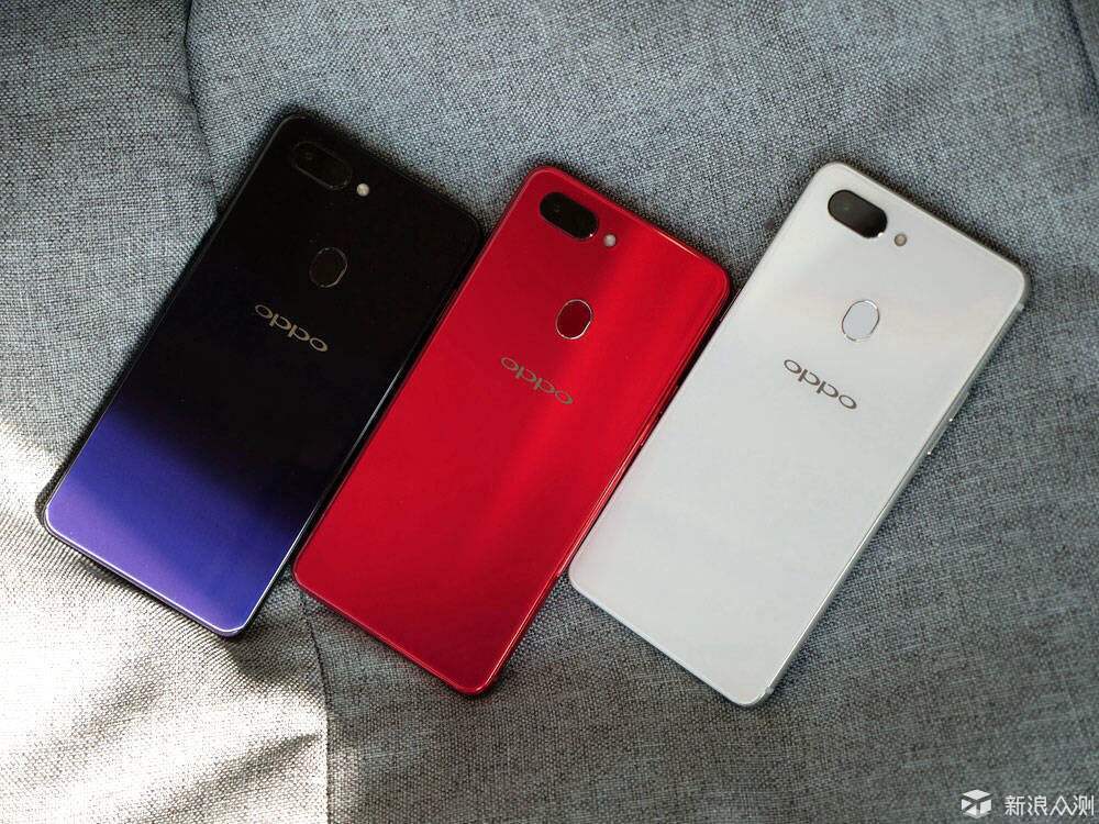 细数目前在售渐变色设计手机，你更喜欢谁？_新浪众测