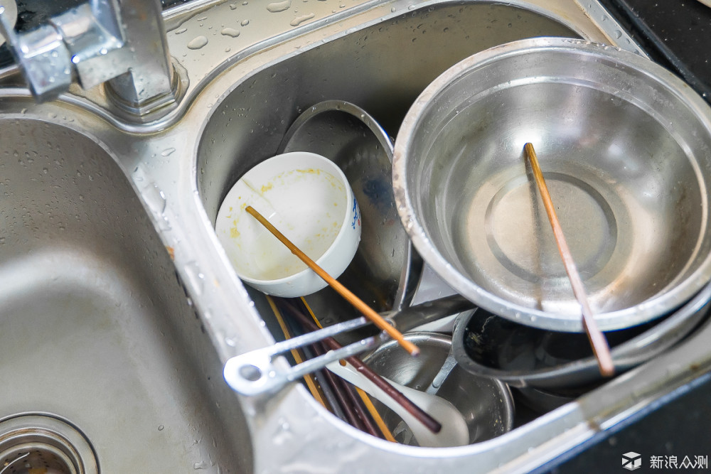 为洗个碗砸三千多值得吗——美的M5洗碗机体验_新浪众测