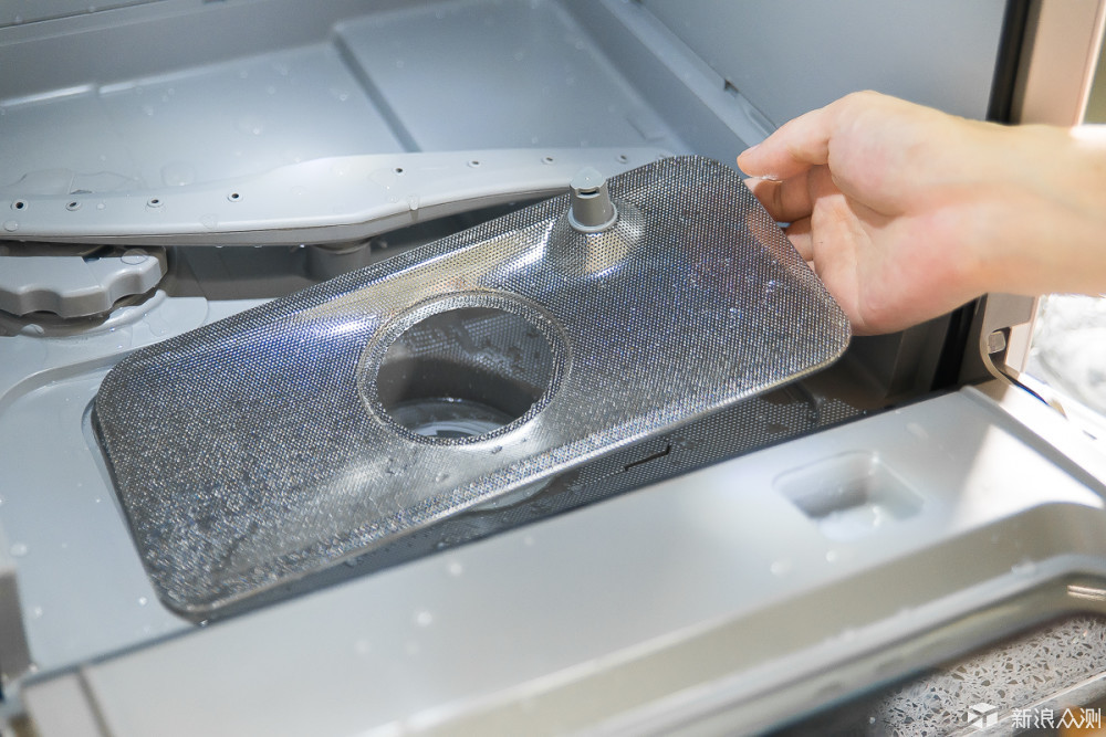 为洗个碗砸三千多值得吗——美的M5洗碗机体验_新浪众测