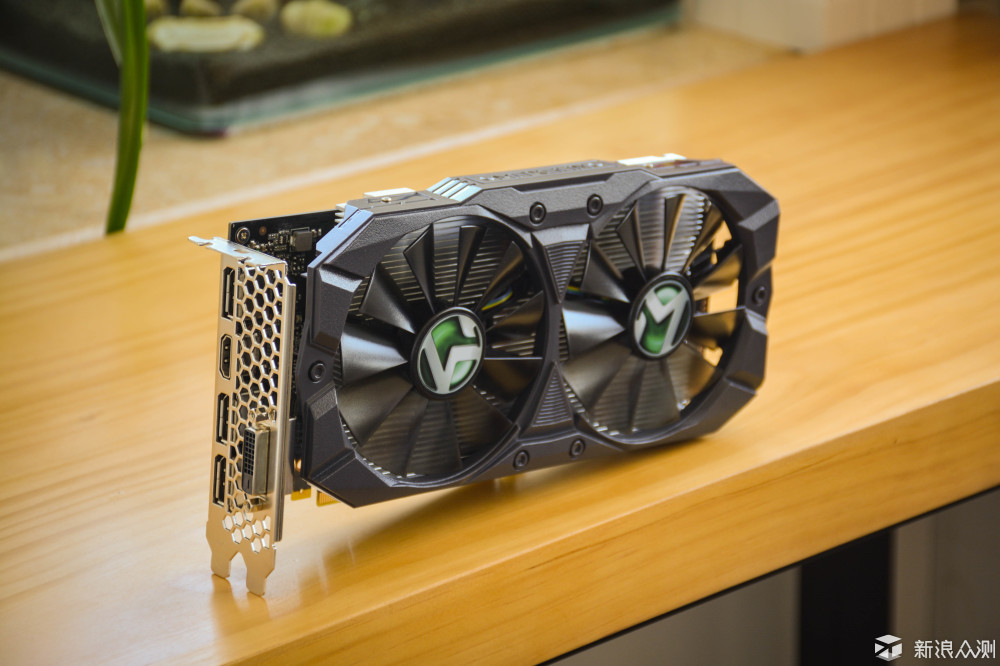 10系显卡还很强悍，铭瑄GTX1065电竞版简测_新浪众测