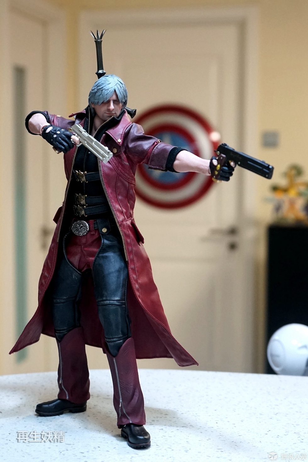 Asmus Toys 1/6 鬼泣4 DANTE/但丁 开箱、把玩_新浪众测