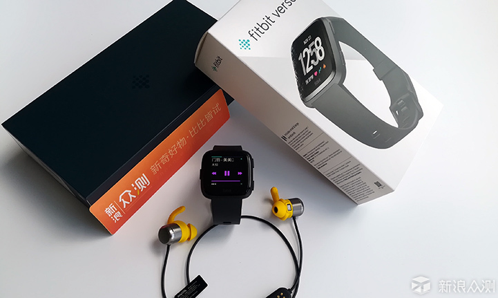 健康运动全能记录者Fitbit Versa智能手表评测_新浪众测