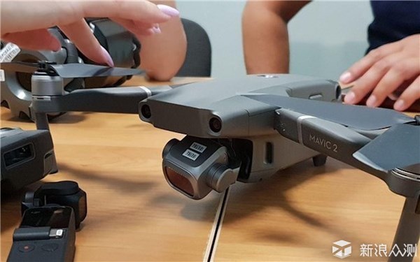 DJI新品发布会推迟，Mavic 2谍照曝光_新浪众测