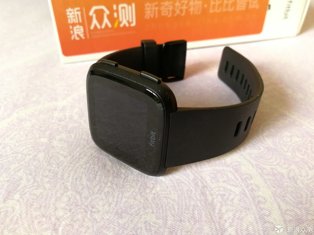 真实的意外——Fitbit Versa手表评测_新浪众测