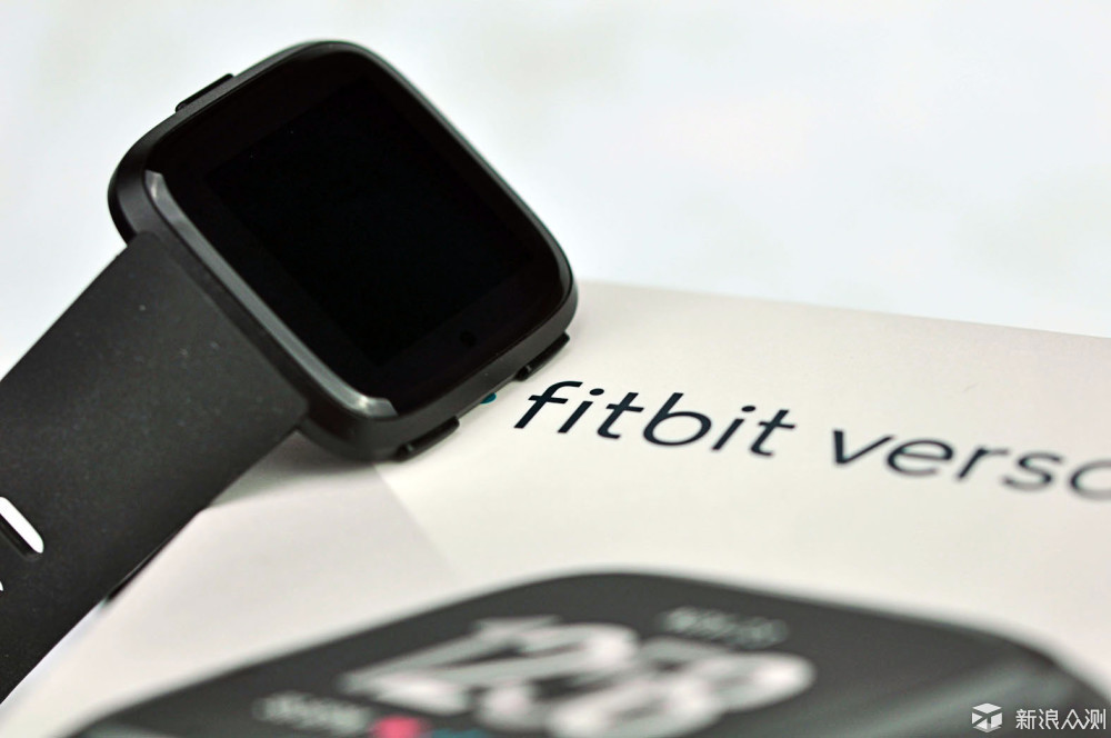 随身私教带我飞，美好生活从Fitbit Versa开始_新浪众测