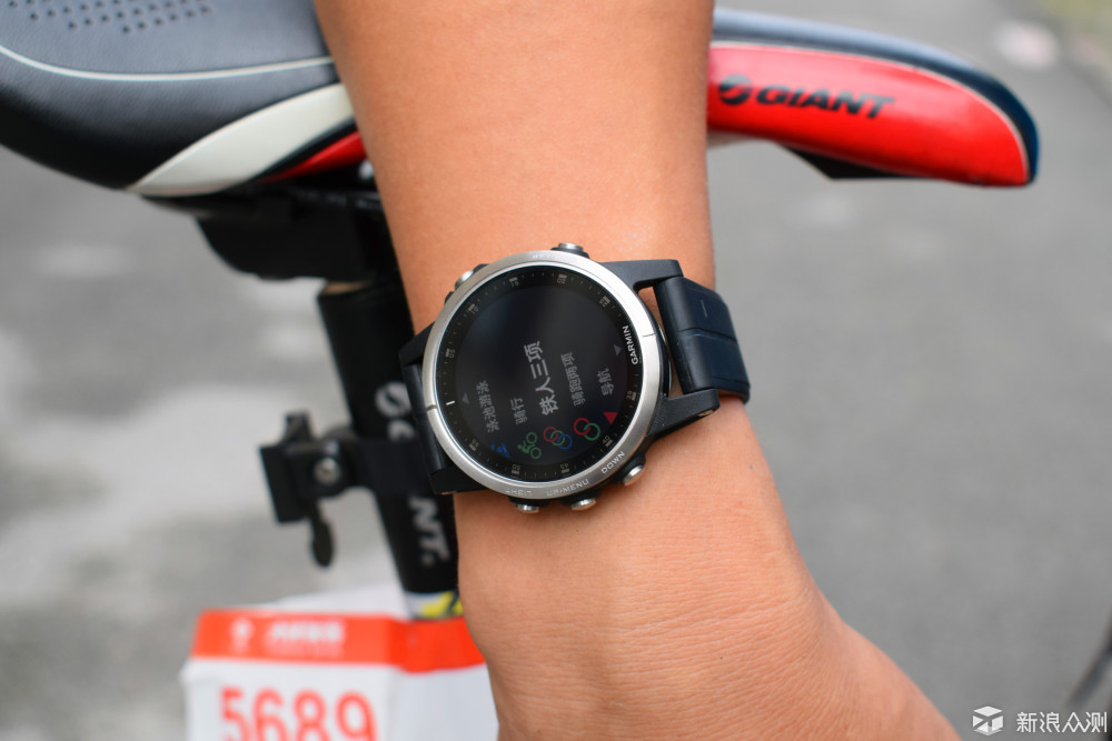 多种测试，读懂 GARMIN FENIX 5S PLUS运动腕表_新浪众测