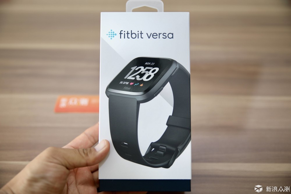 芯连芯方能展现自我—Fitbit Versa手表评测_新浪众测