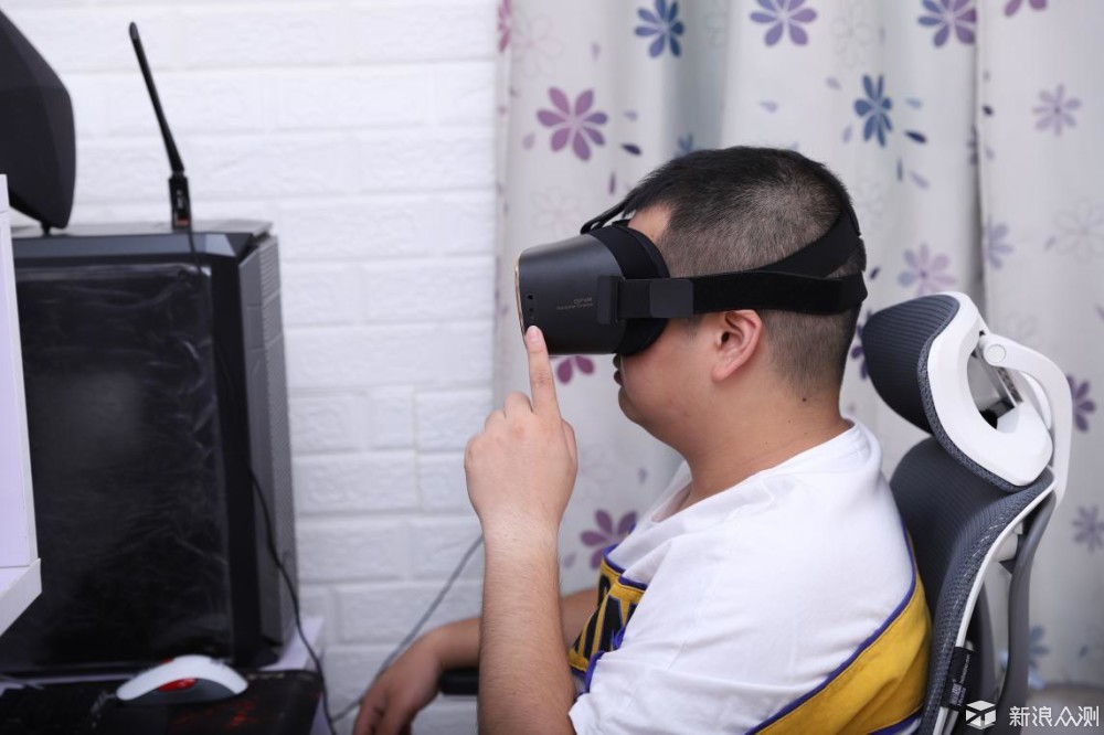 大朋VR一体机搞事情，无游戏功能还是一体机？_新浪众测