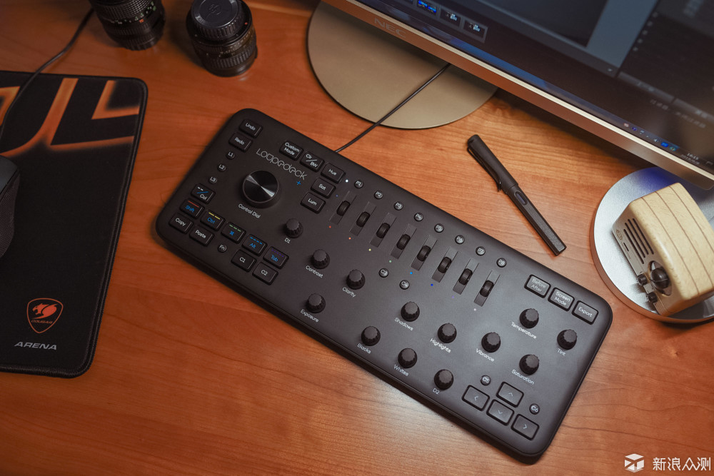 摆脱键鼠也能高效？高逼格调色神器Loupedeck+_新浪众测