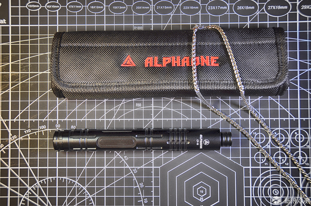 Alphaone CP-16A，女士也可防身的便携型甩棍_新浪众测