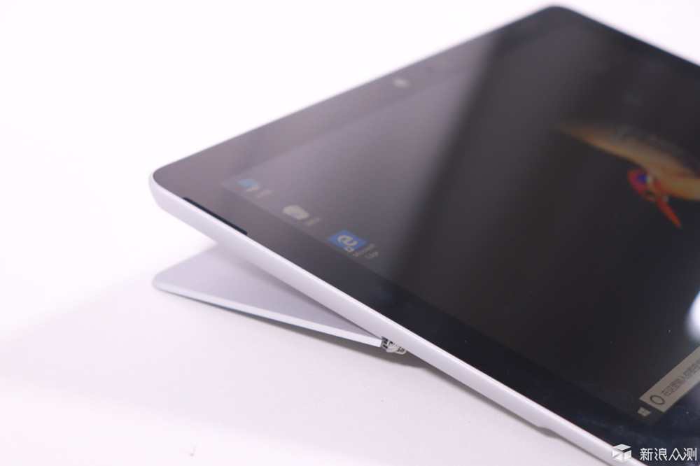 物美价廉吗？微软Surface Go二合一平板评测_新浪众测