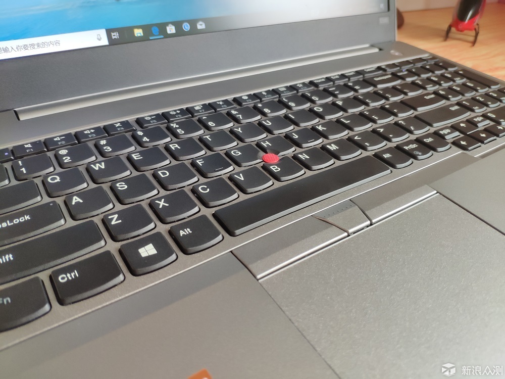 ThinkPad E580_新浪众测