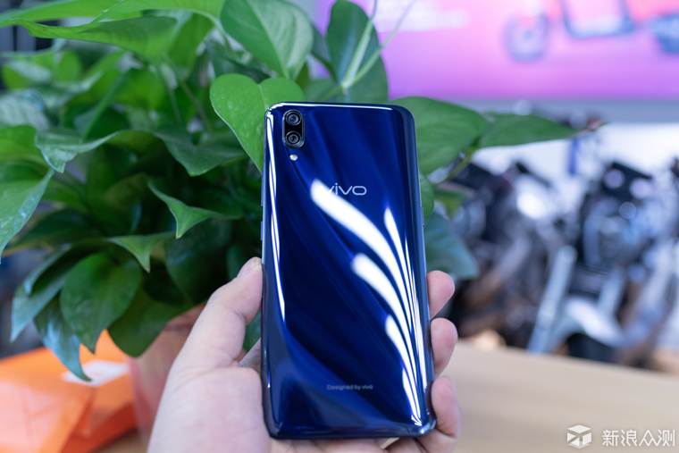 VIVO X23 颜值之旅_新浪众测