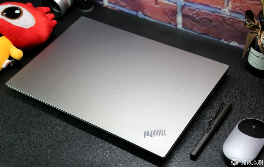 它是一个时尚的务实派——ThinkPad E580评测_新浪众测