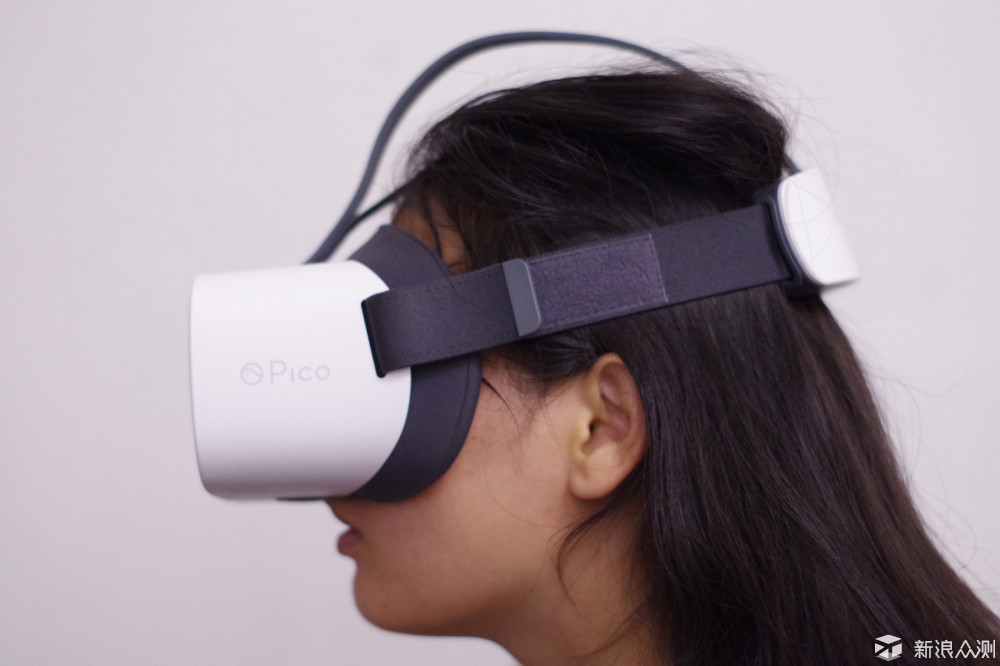这个VR我可以玩很久都不觉得无味—pico G2_新浪众测