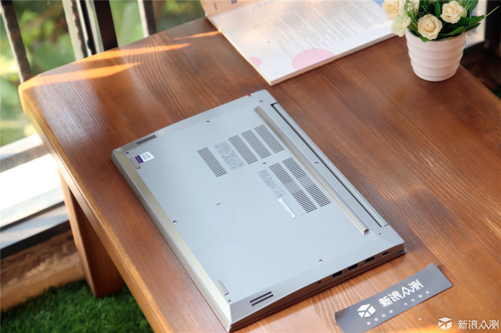 王者变青铜，ThinkPad 580宣布变形记没成功！_新浪众测
