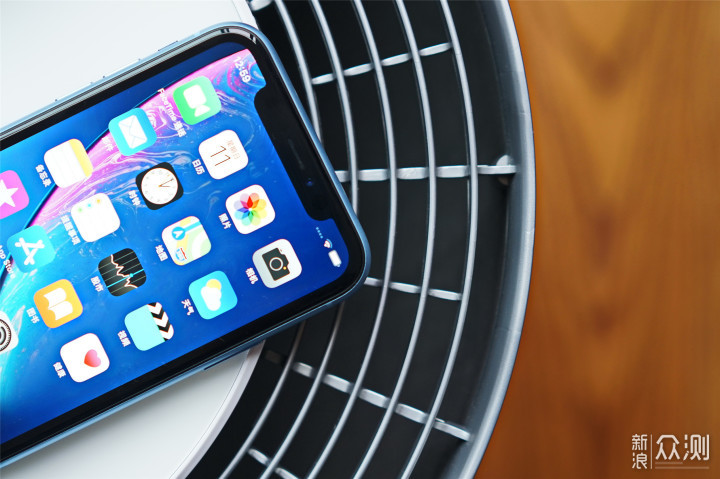 三年后再次邂逅苹果-iPhone XR深度体验 _新浪众测