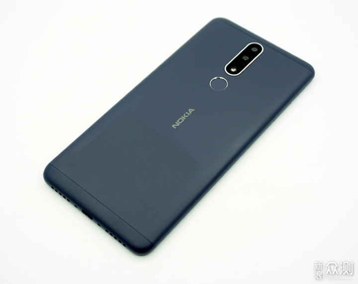 情怀入门级千元机，Nokia 3.1 Plus全面屏手机_新浪众测