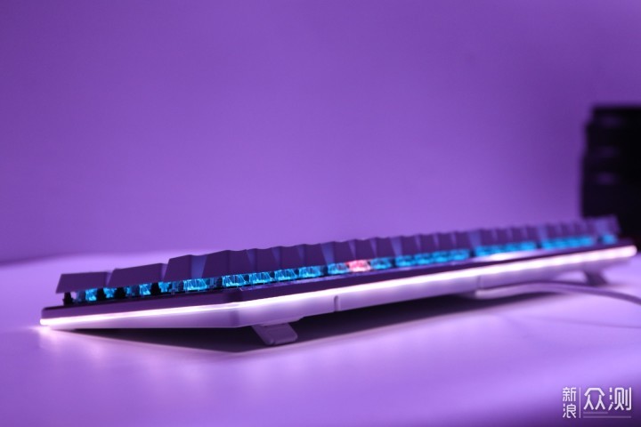 机械键盘的灯光还有这样的玩法 达尔优 EK925_新浪众测