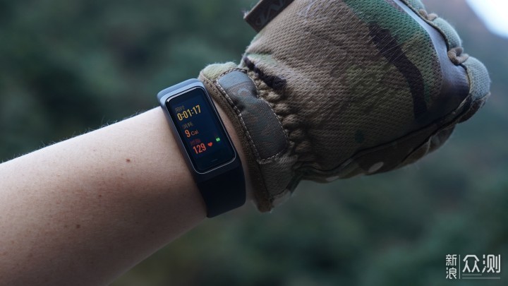 不负等待 化繁就简：AMAZFIT 米动手环2 _新浪众测