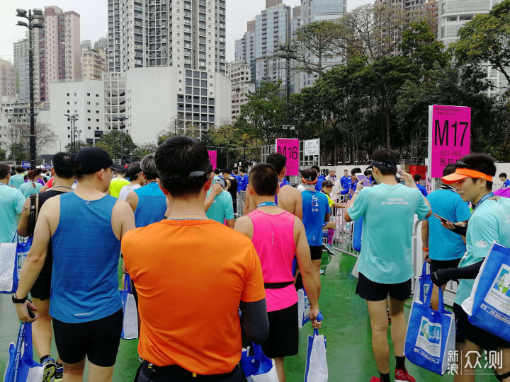 二桥三隧，亚洲最虐—挑战香港马拉松赛道_新浪众测