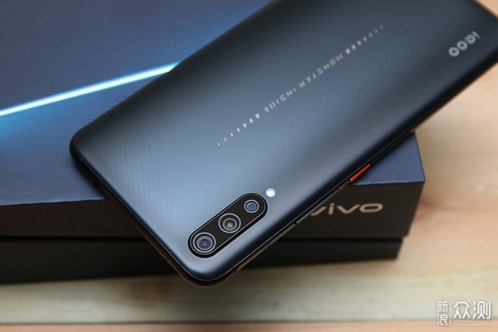vivo为什么要推出IQOO新品牌手机？_新浪众测
