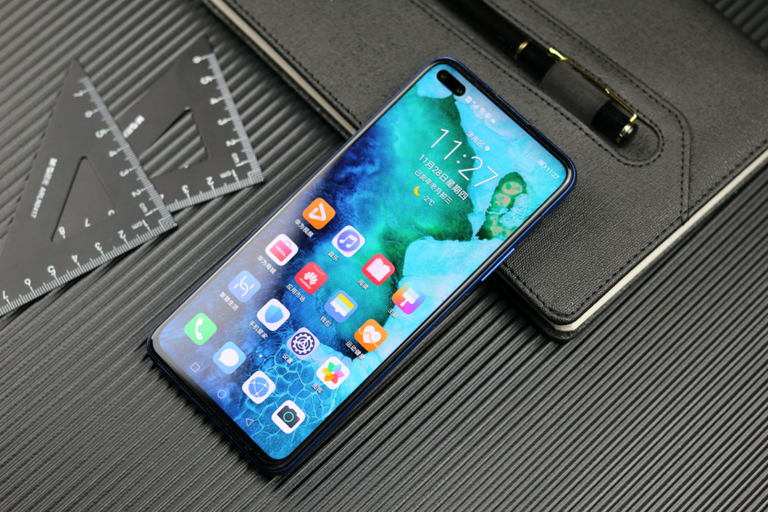 号称5g标杆的荣耀v30如何,多维度性能实测