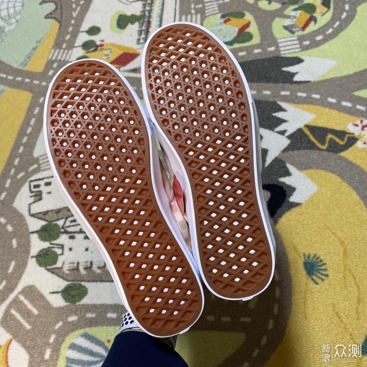 vans era comfycush