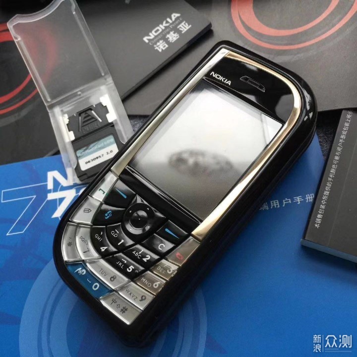 【2004年:诺基亚7610】