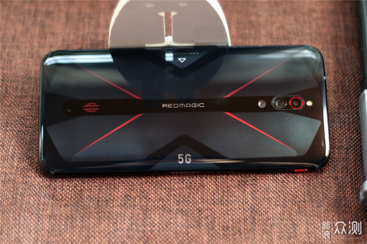 八个方面带你解读红魔5g手机:纤薄游戏之选!