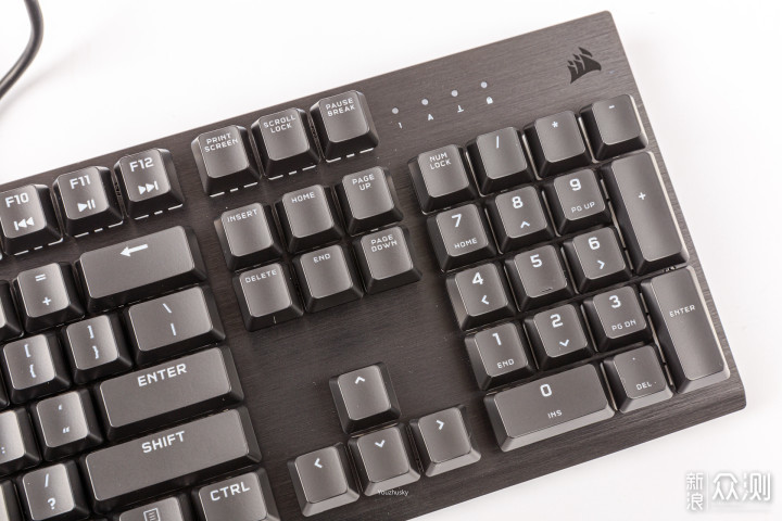 海盗船 k60 pro 机械键盘:体验樱桃新viola轴