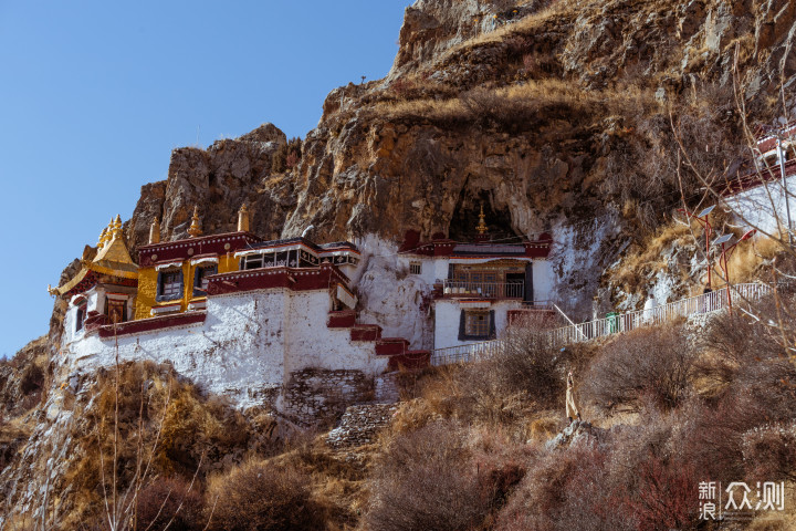 西藏悬崖上的寺庙《扎叶巴寺》电影感游记