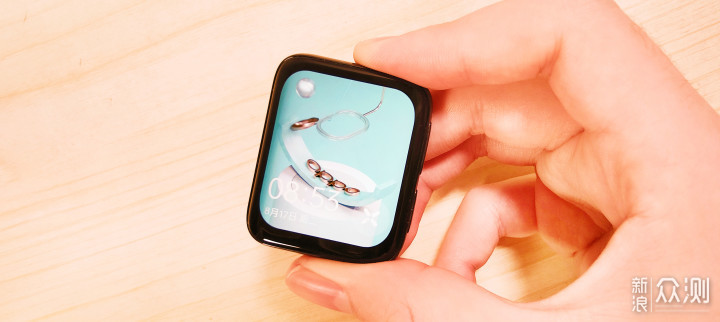 精雅绝执丰简有度oppowatch2智能手表