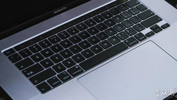 MacBook Pro 16寸，信任重连_新浪众测