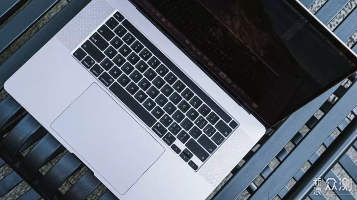 MacBook Pro 16磬_ڲ