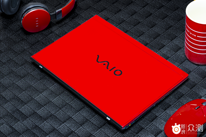 不到1KG的高颜值笔电？VAIO SX12 限量版体验_新浪众测