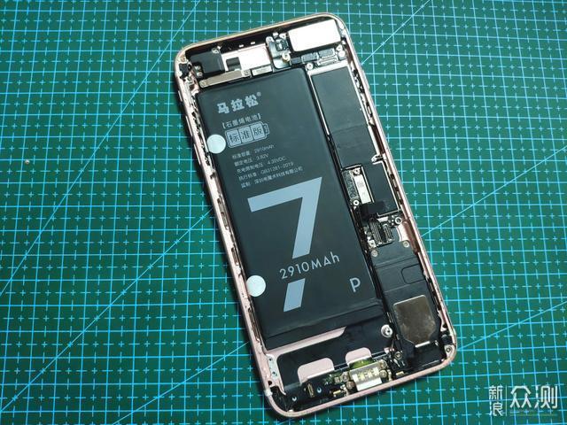 自行更换iPhone 7P马拉松电池，再战三载可否_新浪众测