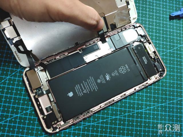 自行更换iPhone 7P马拉松电池，再战三载可否_新浪众测