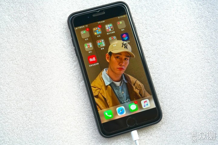 iPhone 7 Plus更换电池轻松，需要找对方法喔_新浪众测