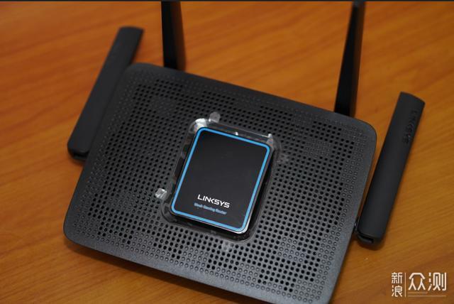 高速 稳定 的电竞Mesh路由器 LINKSYS MR9000_新浪众测