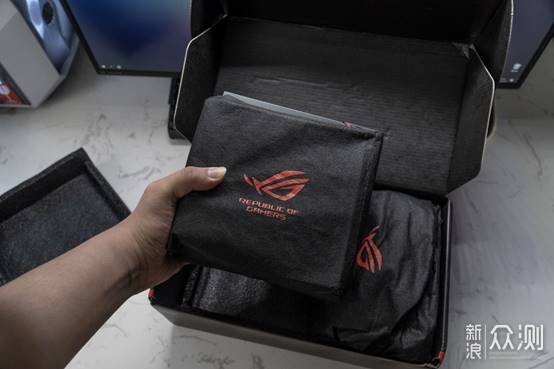 贵吗？不贵呀！ROG STRIX 750W 雷鹰开箱简评_新浪众测